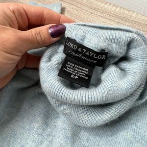 Cashmere turtleneck